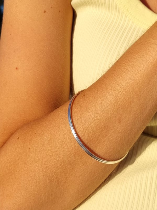 Bracelet jonc en argent recyclé, minimaliste – Image 2