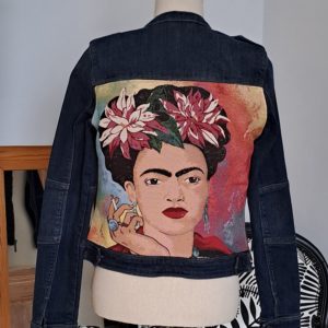 Veste en jean Upcyclée taille 38