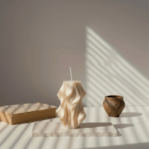 Bougie Wavy décorative blanche