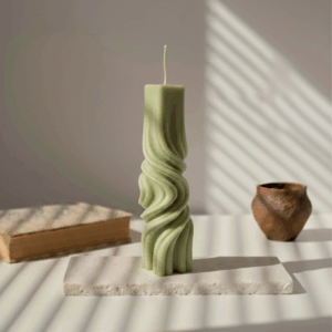 Bougie design totem décorative parfumée vert